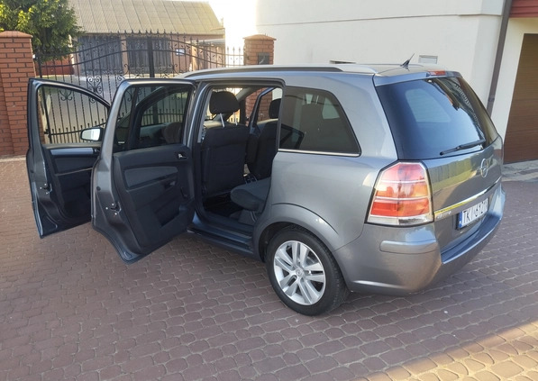 Opel Zafira cena 12999 przebieg: 215500, rok produkcji 2006 z Bodzentyn małe 172